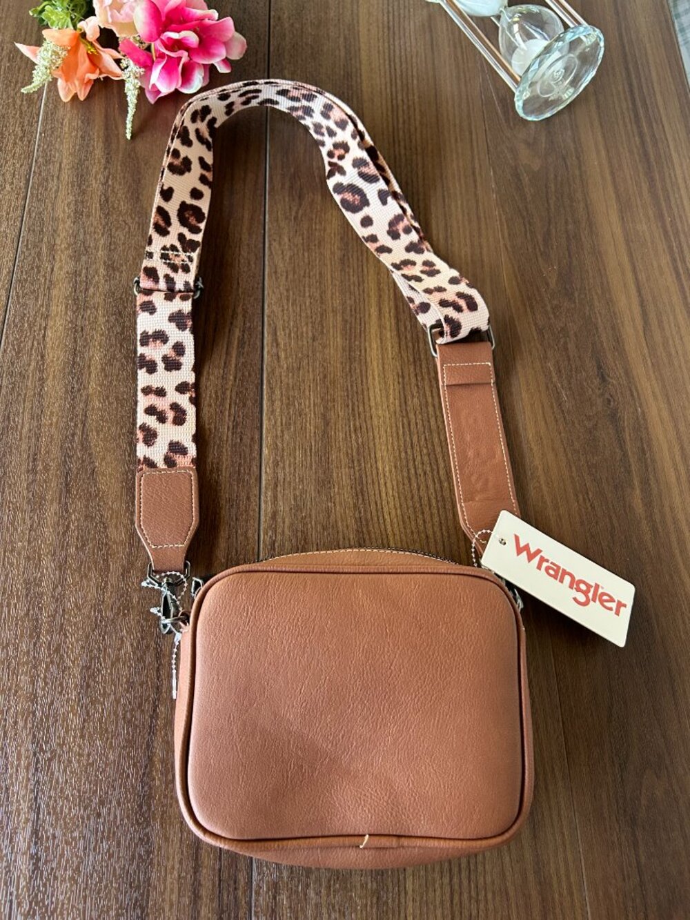 Wrangler Small Crossbody Bags for Women Brown Mini Purses with Guitar Strap - Picture 15 of 15
